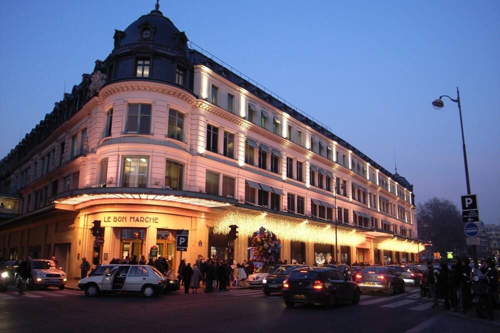 Gebäude