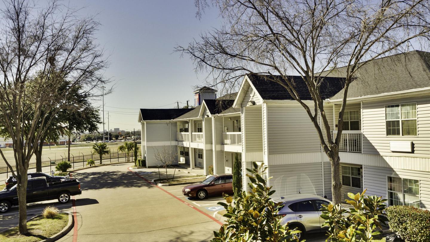 Studio 6 Dallas-Garland Northeast ab 71 €. Hotels in Dallas - KAYAK