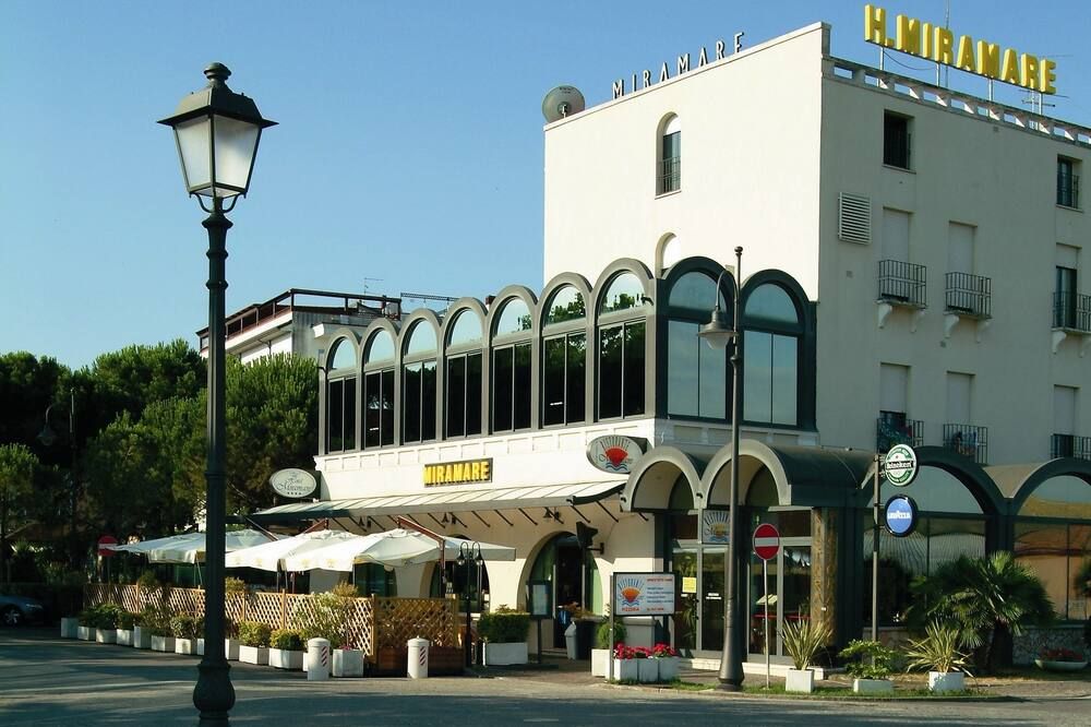 Gebäude
