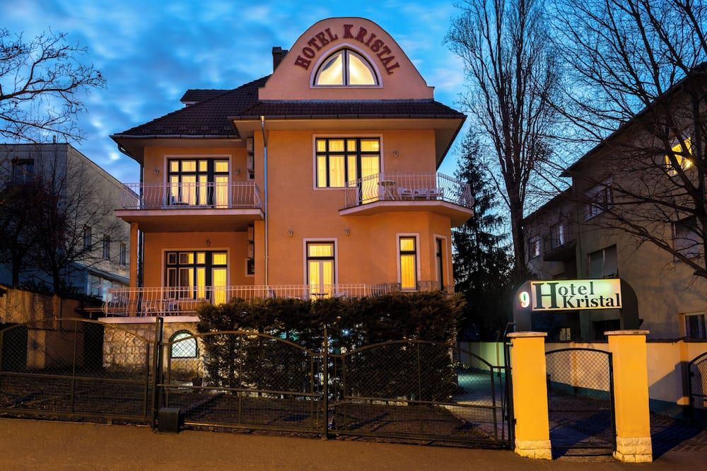 Gebäude