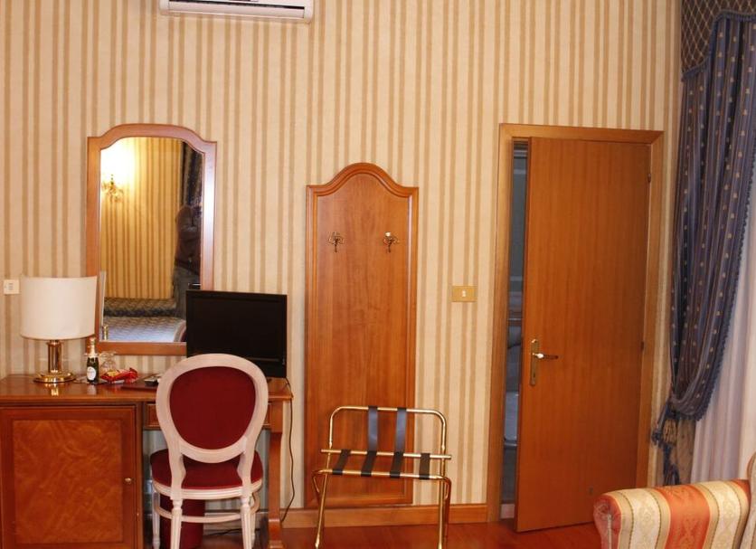 Zimmerausstattung Foto
