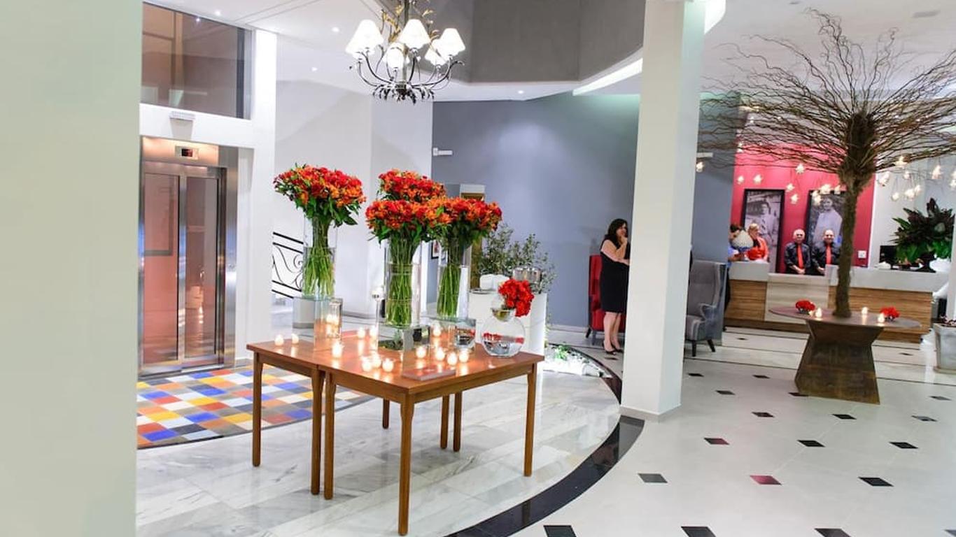 Vivas Hotel e Casa