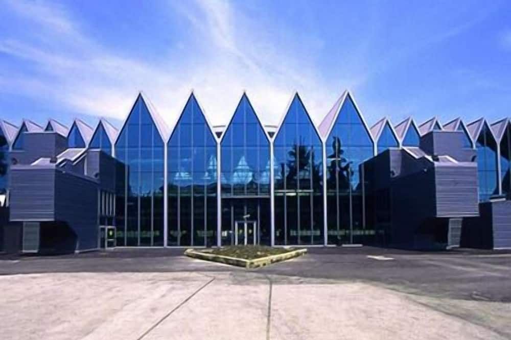 Gebäude
