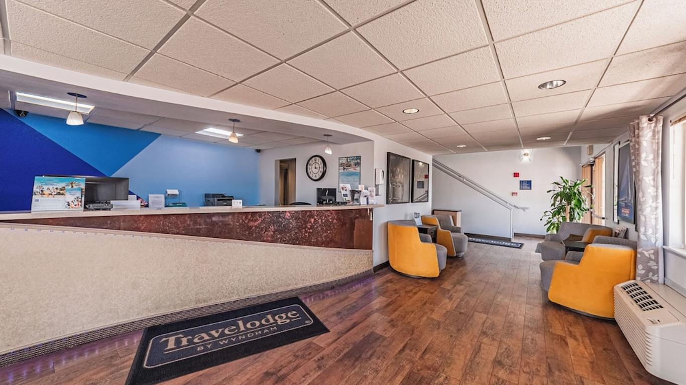 Travelodge By Wyndham Colorado Springs Airport/Peterson Sfb