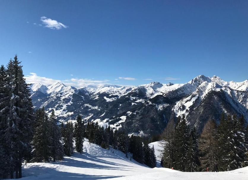 Außenansicht Foto