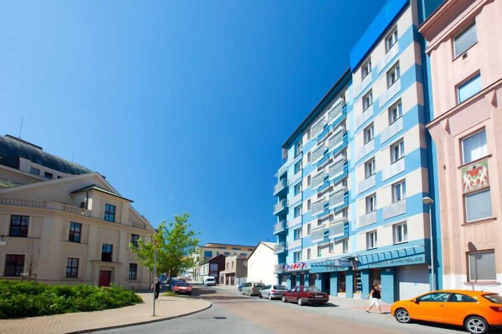 Gebäude