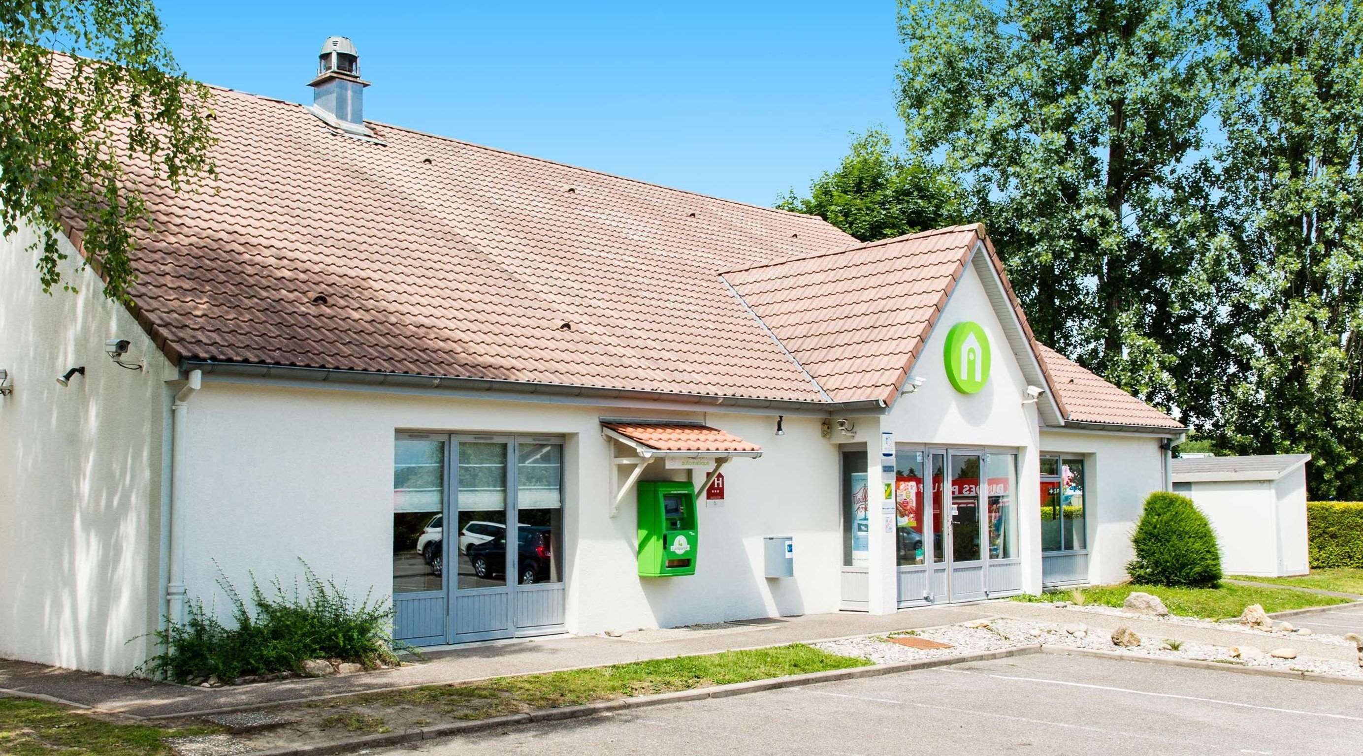 Gebäude