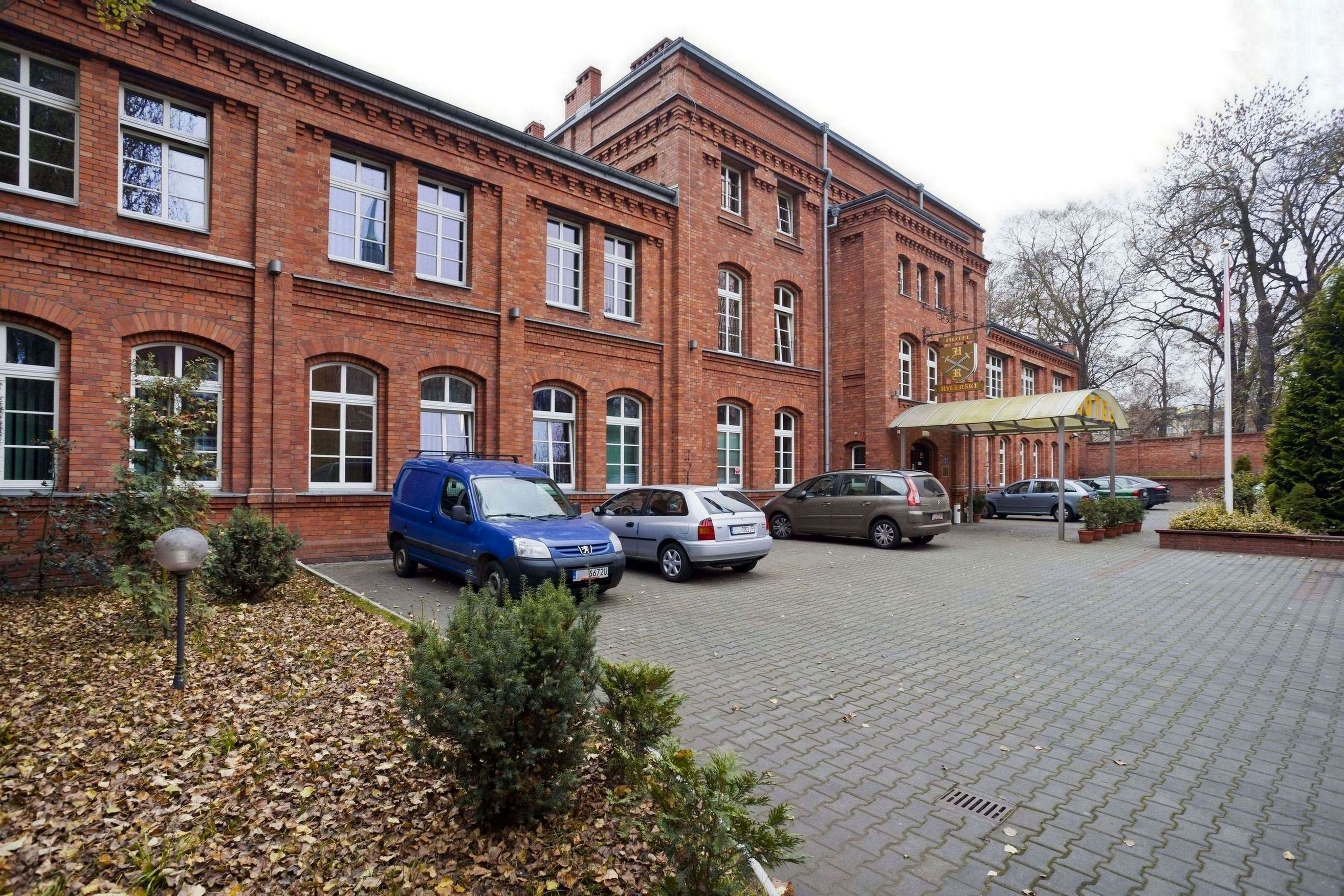 Gebäude