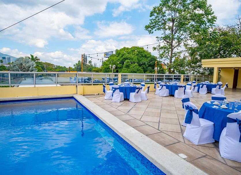 Pool Foto