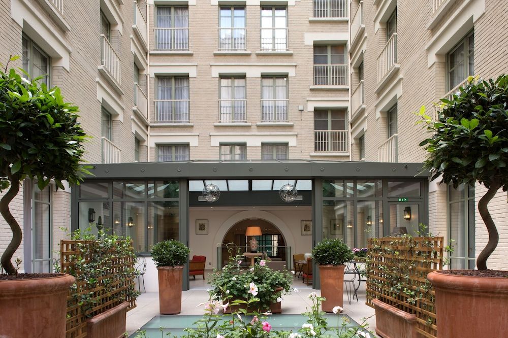 Gebäude