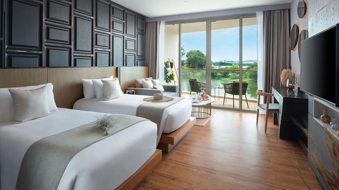 Wyndham Grand Nai Harn Beach Phuket (SHA Plus+)