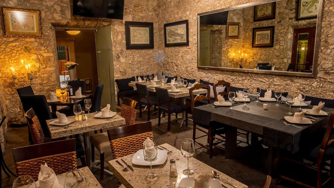 Casa Mateo Hotel Boutique