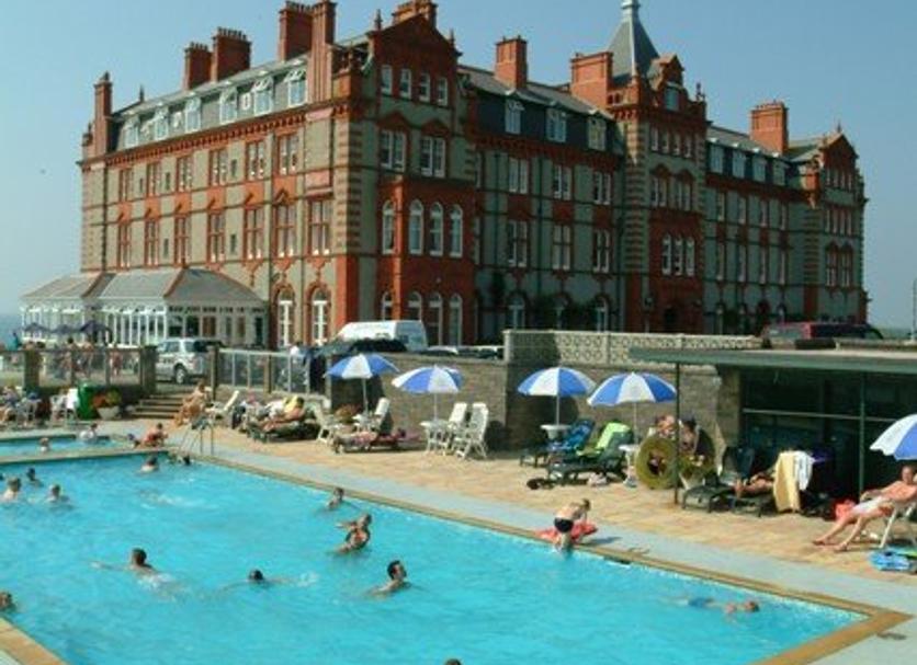 Pool Foto