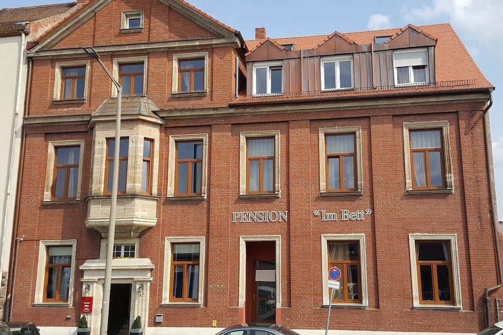Gebäude