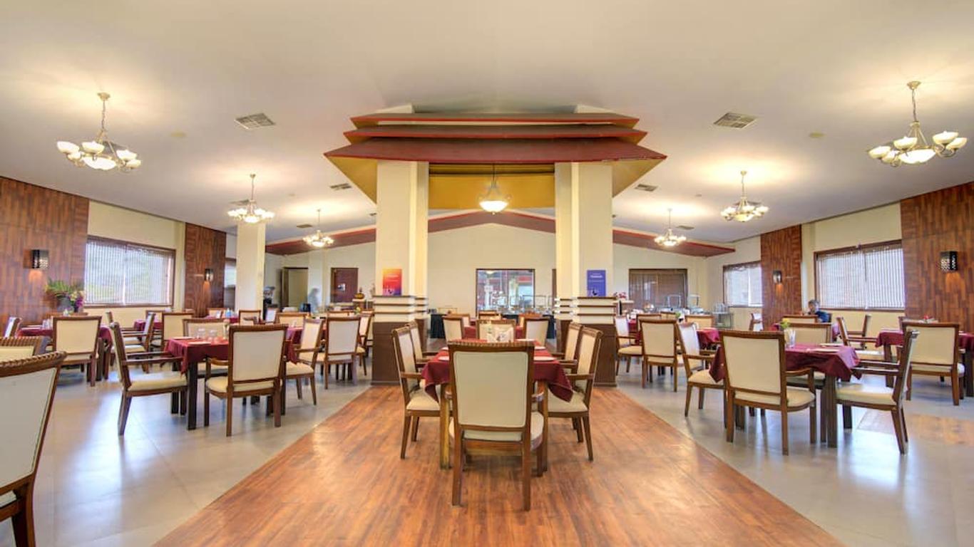 Camel Valley Resort