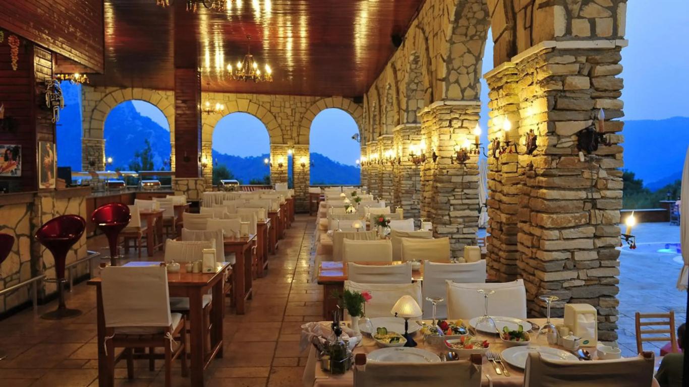 Club Sun Village Hotel
