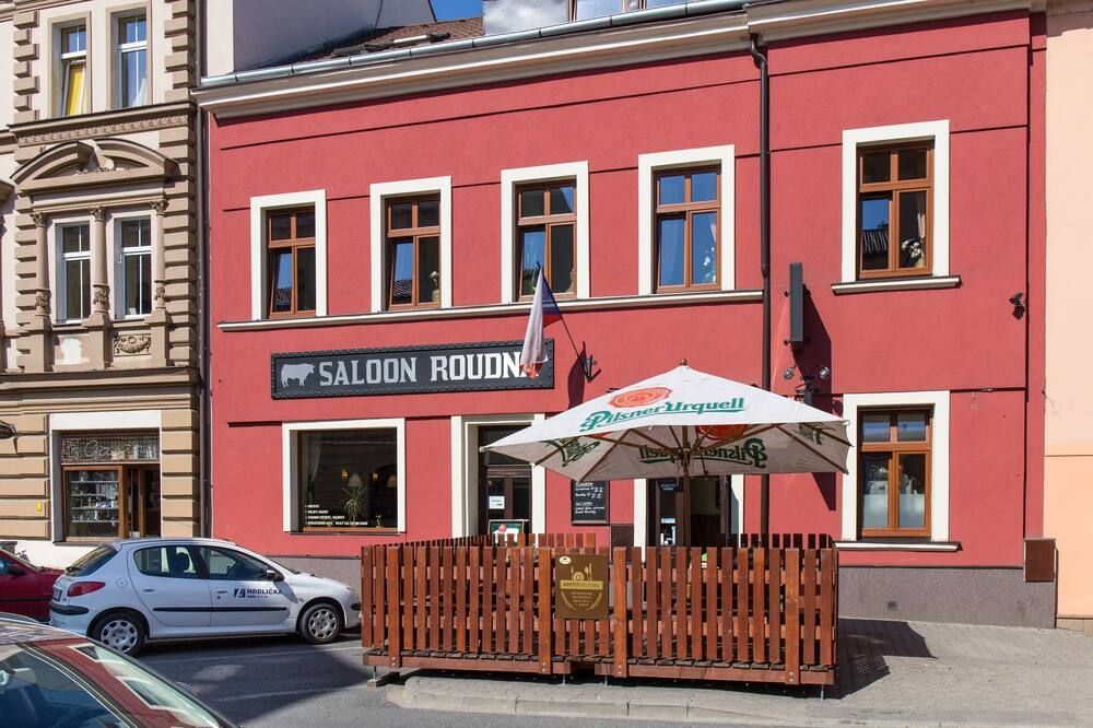 Gebäude
