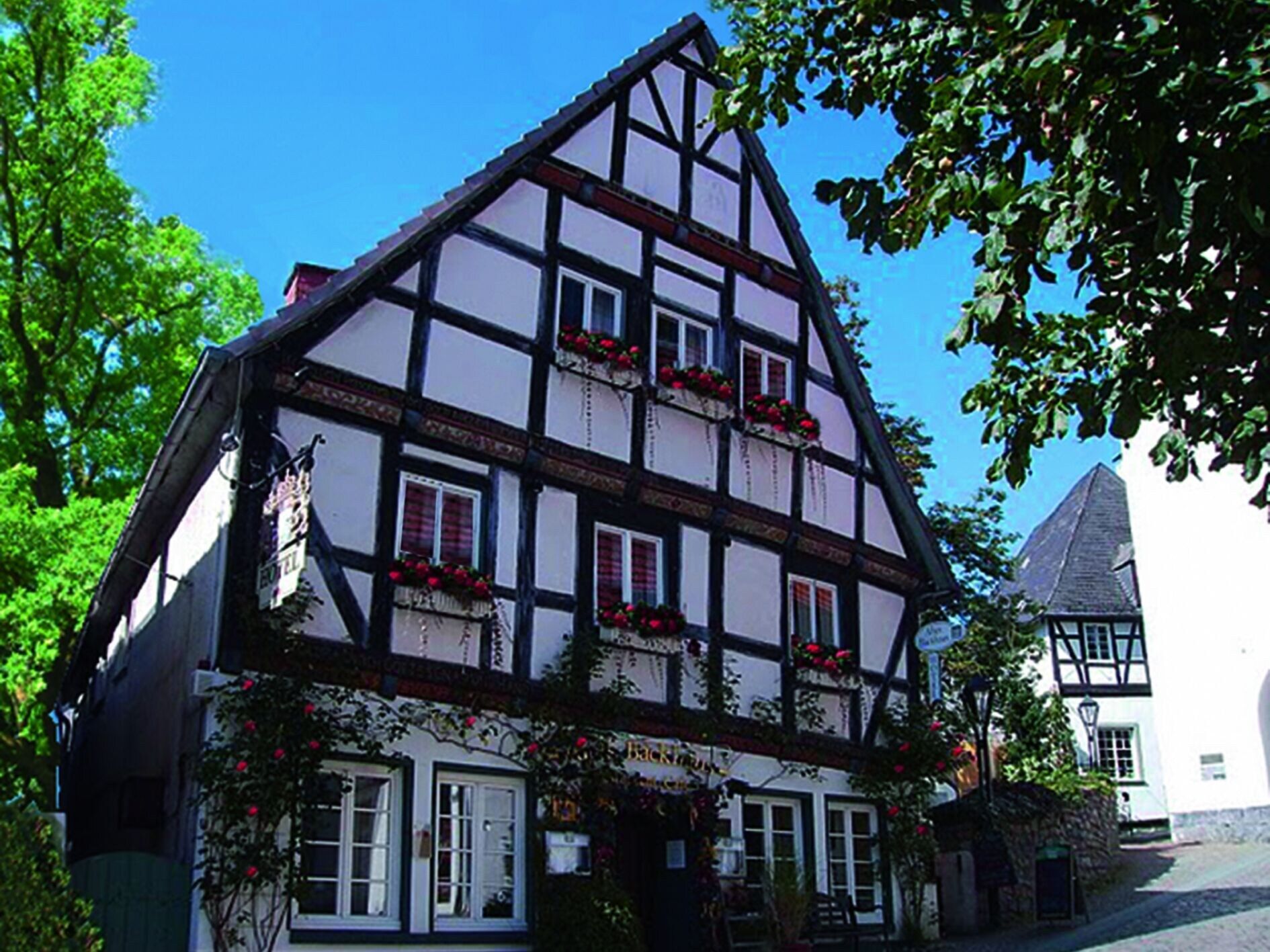 Gebäude