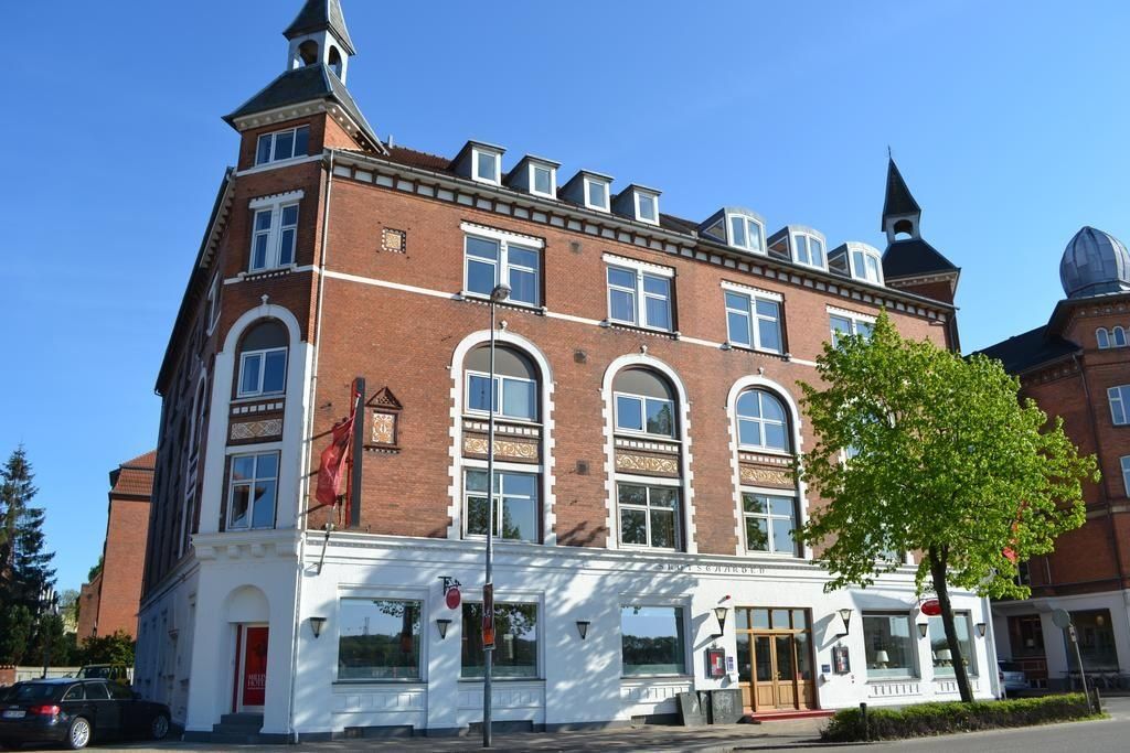 Gebäude