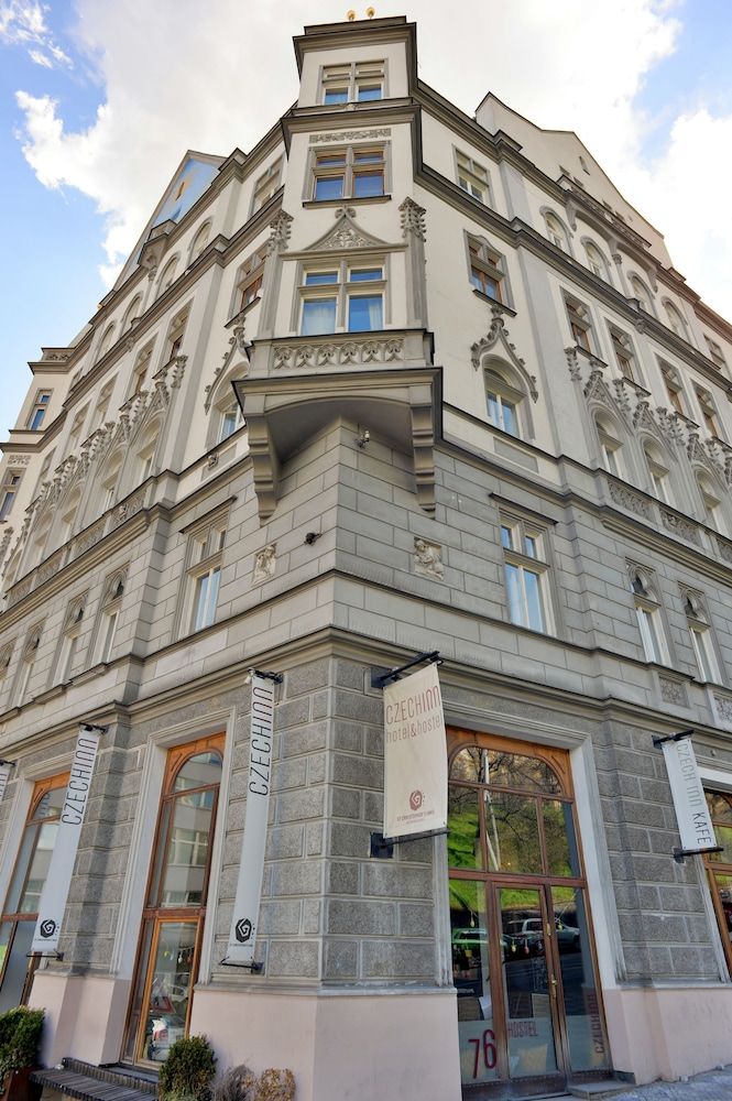 Gebäude