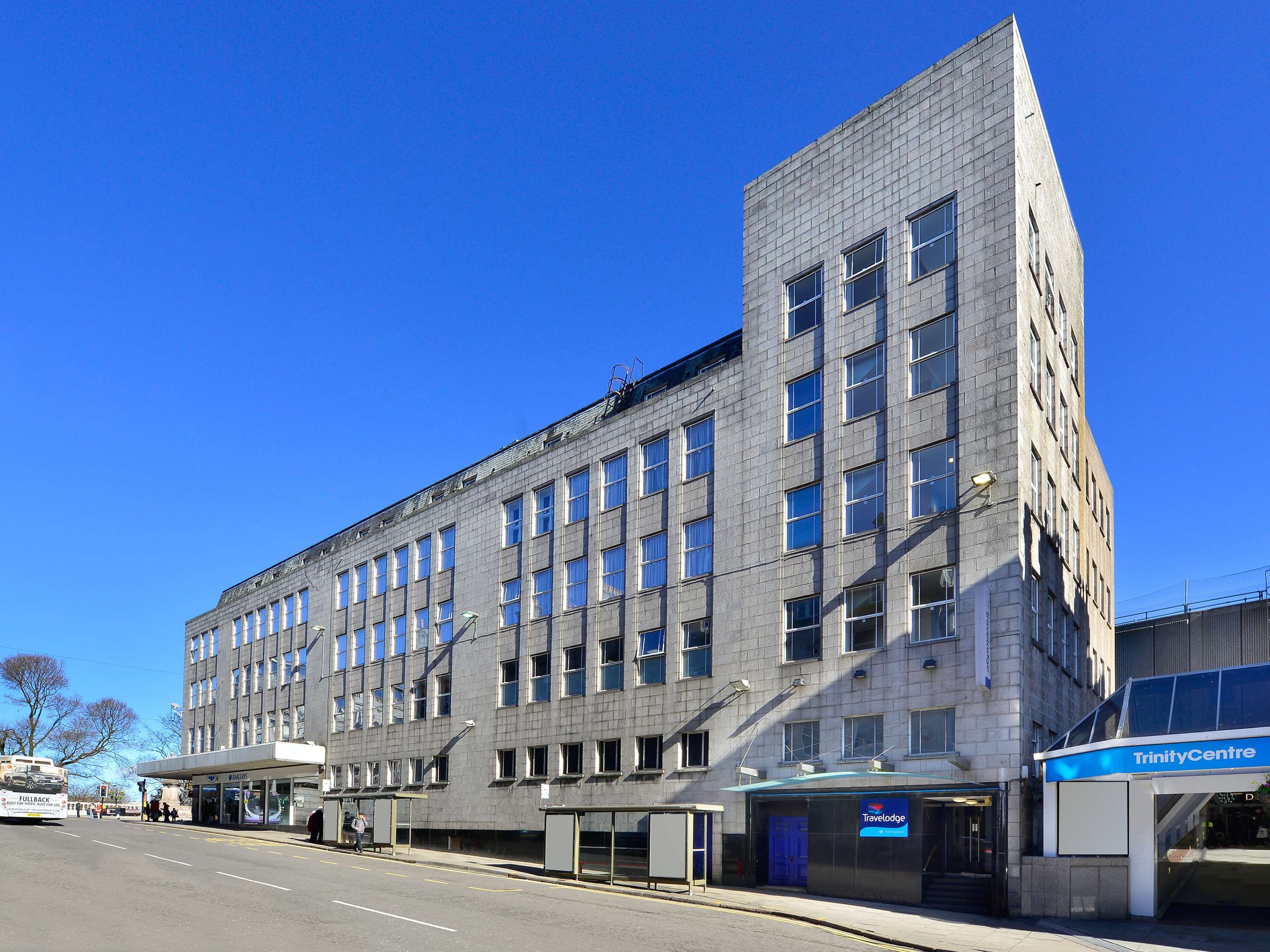 Gebäude