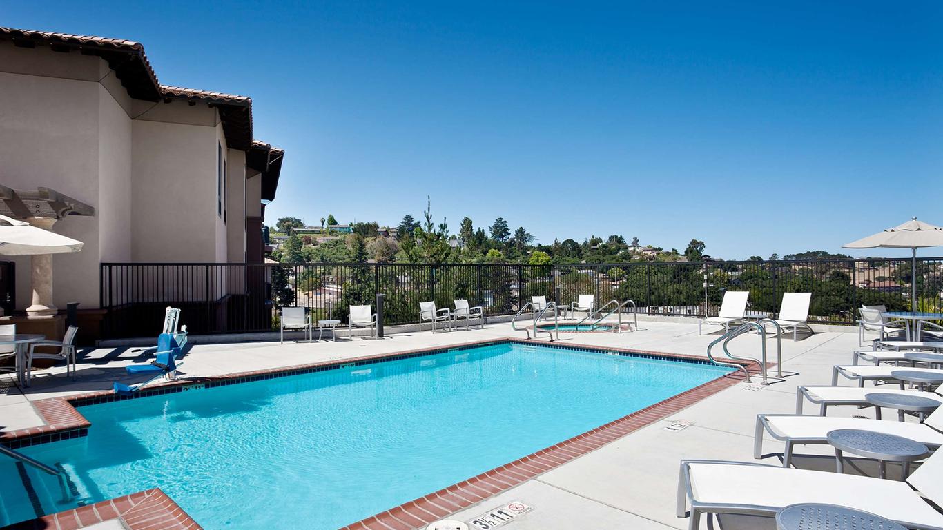 Hampton Inn & Suites Arroyo Grande/Pismo Beach Area, CA