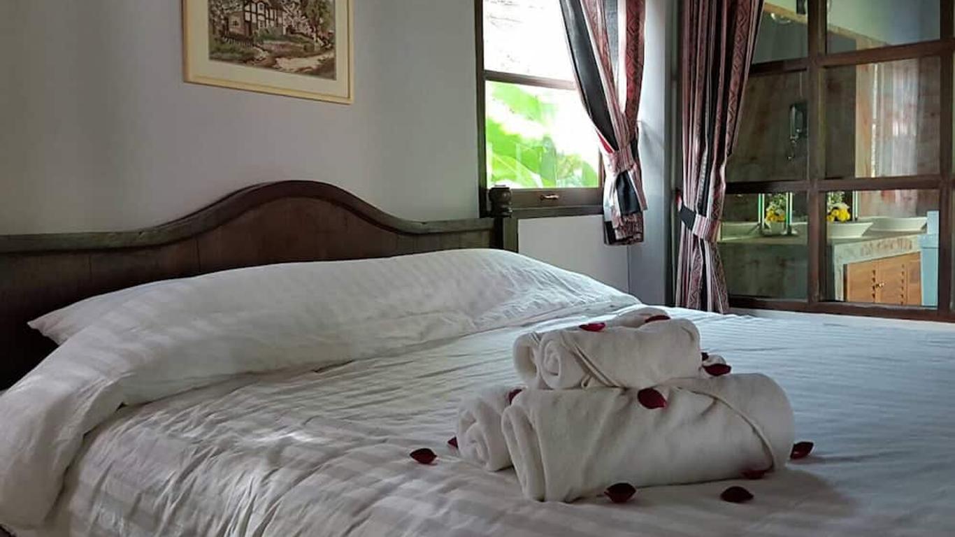 Chiangmai Royal Creek Hotel