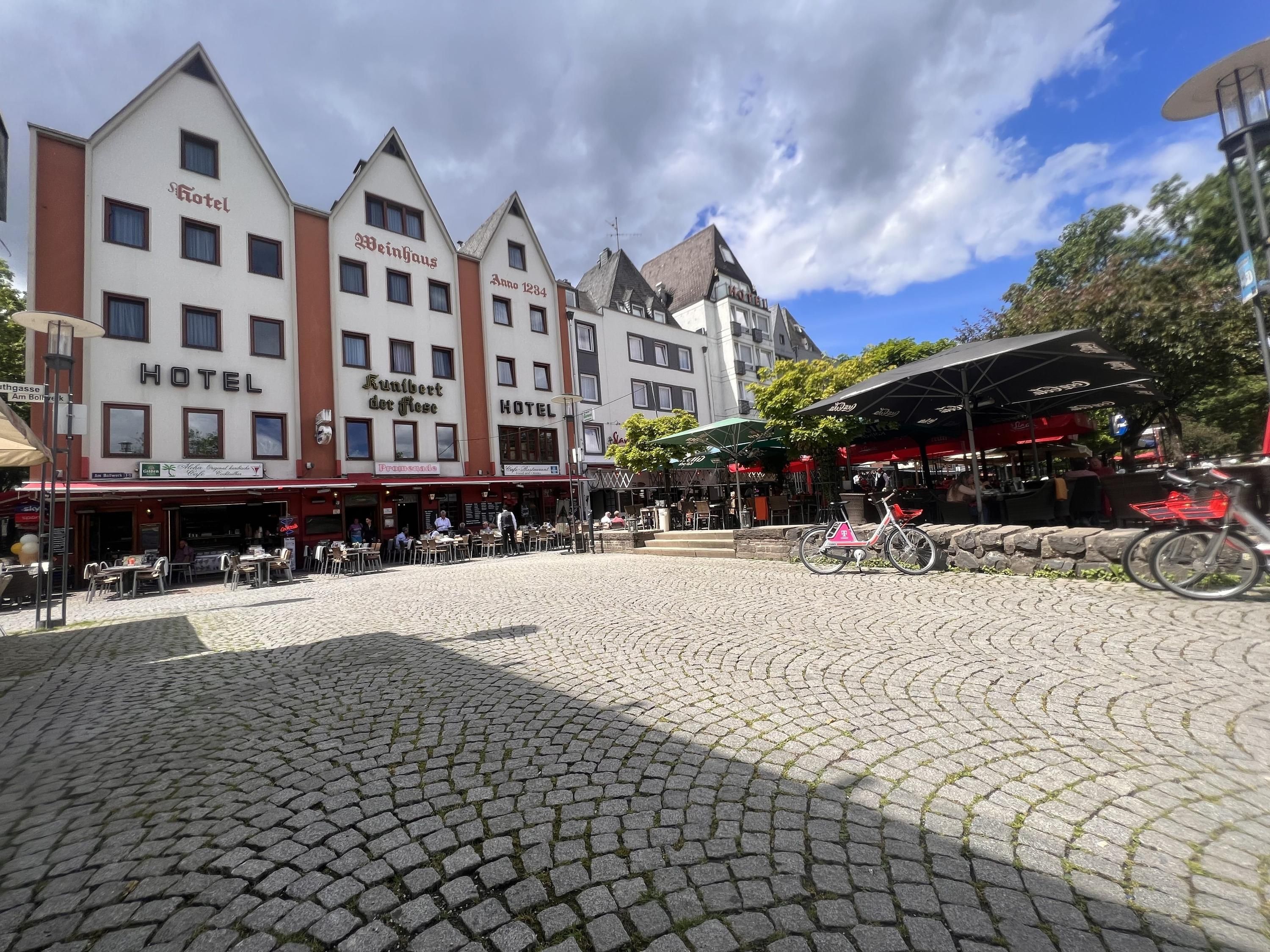 Gebäude
