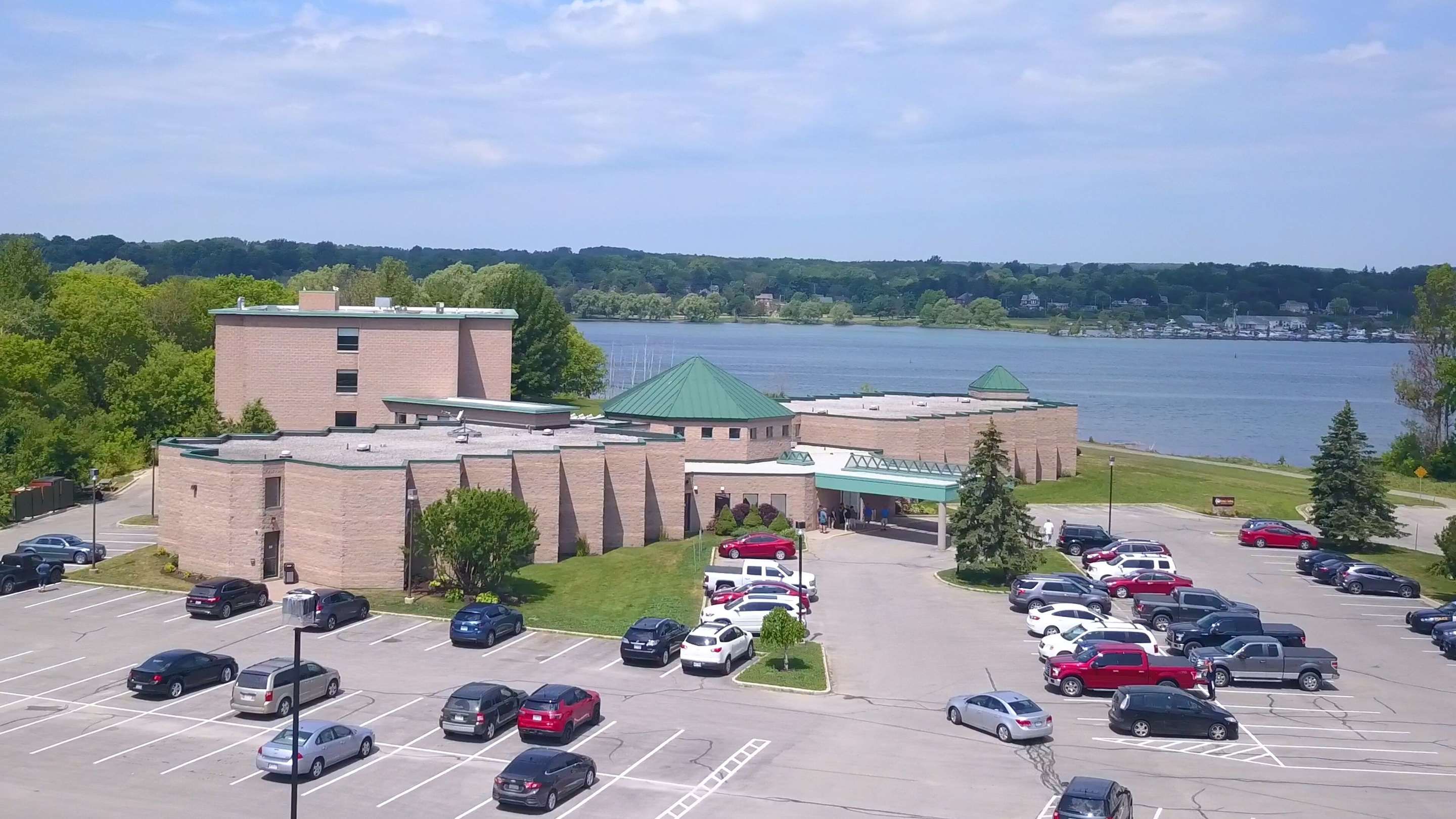 Gebäude