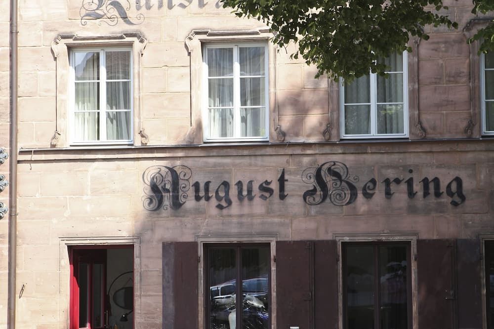 Gebäude
