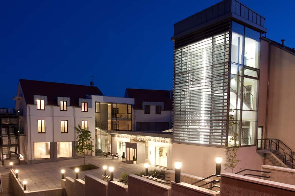 Gebäude