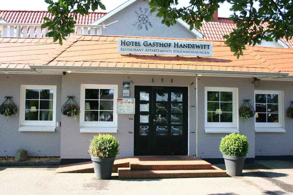 Gebäude