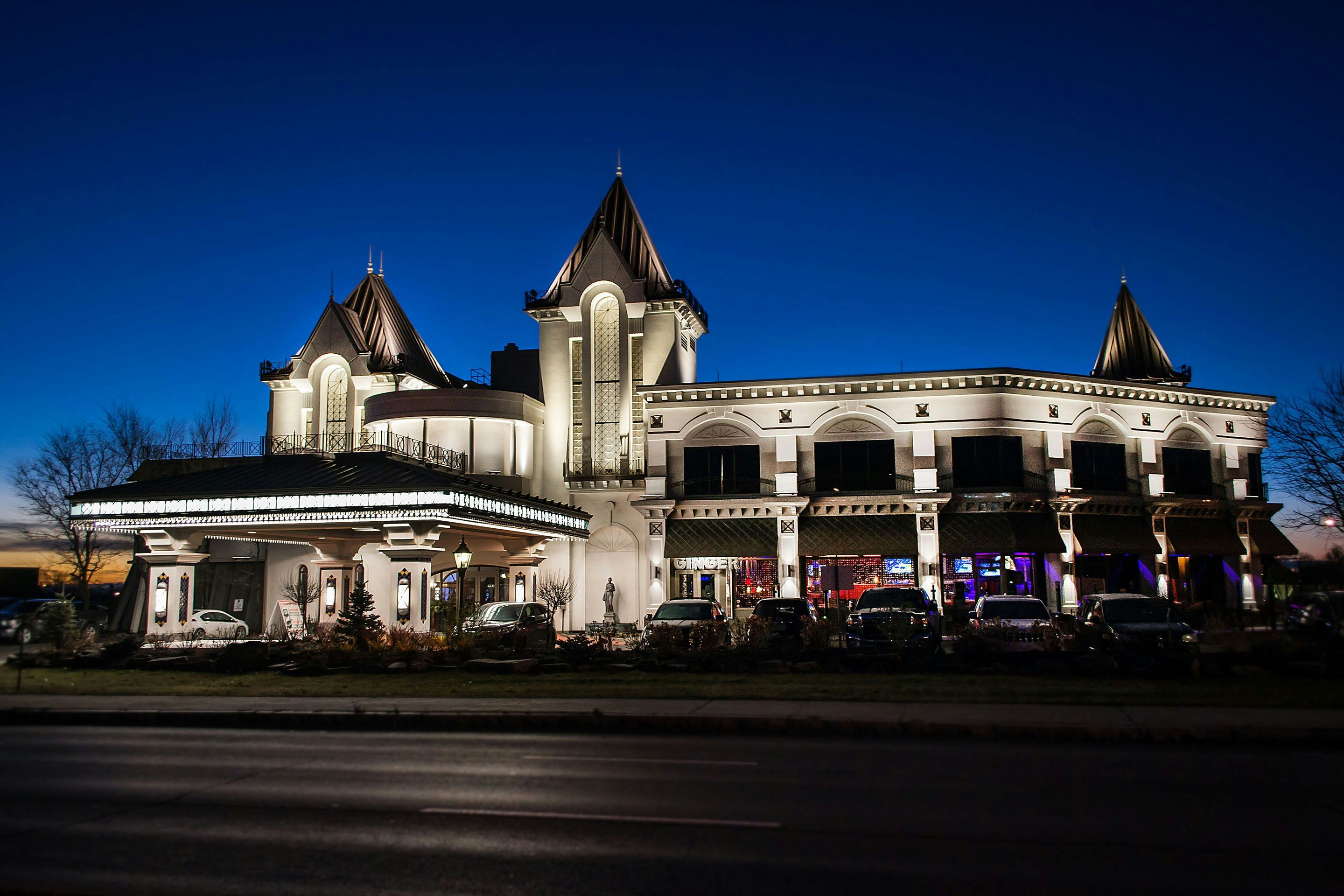 Gebäude