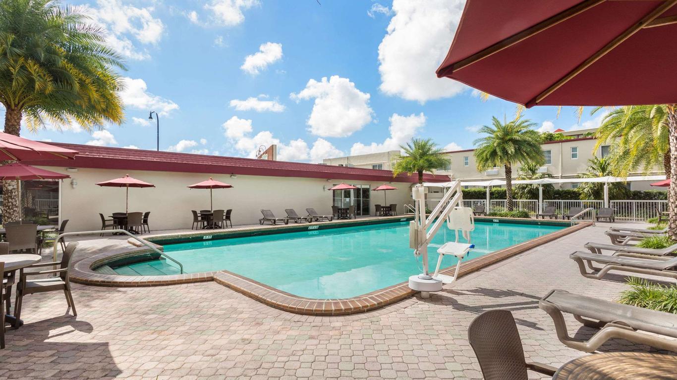 Ramada by Wyndham Miami Springs/Miami International Airport