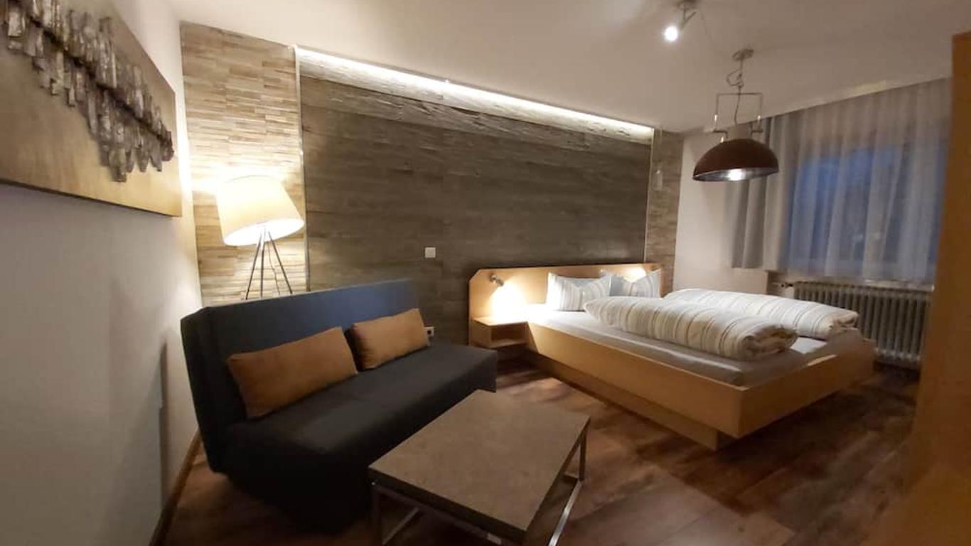 Hotel Garni und Apartments Zur Krone
