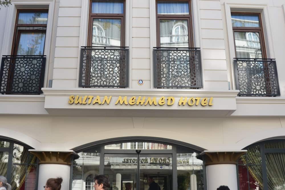 Gebäude