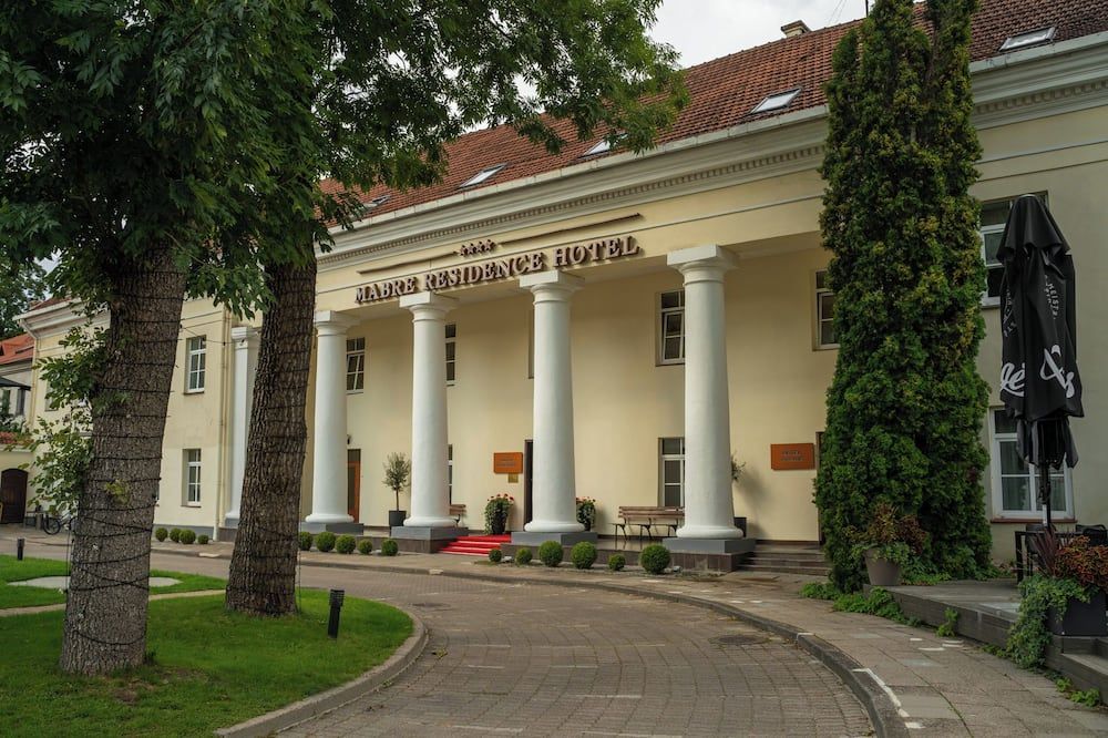 Gebäude