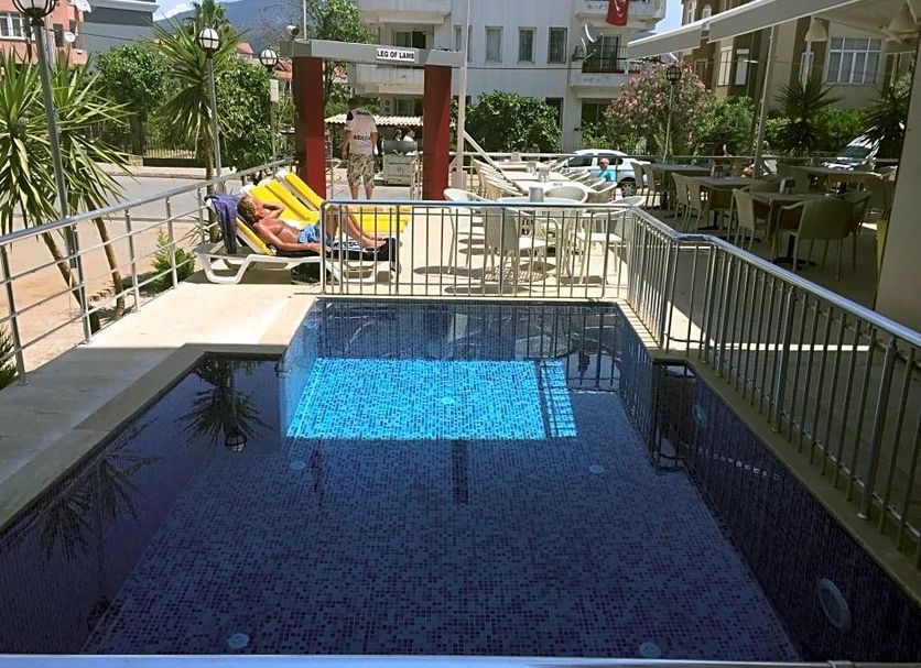 Pool Foto