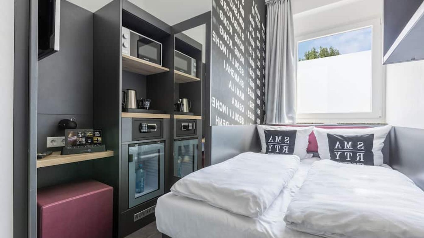 Smarty Airport Cologne Hotel - Kontaktloser Self Check-In