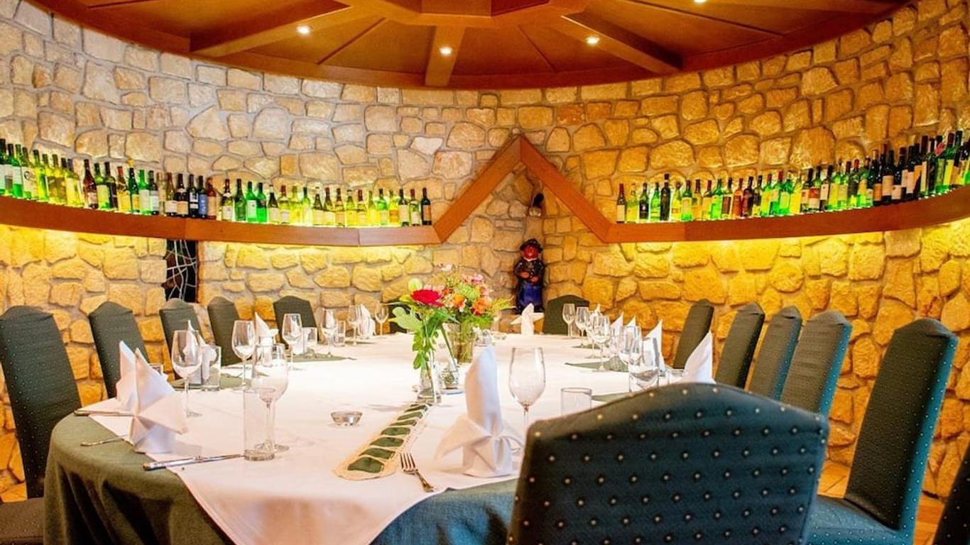 Birkenhof Gols - B & B - Wohlfühl Hotel Mit Wochenend-Restaurant