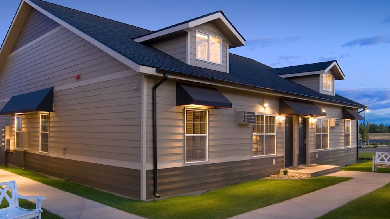 Stratford Suites Spokane Airport