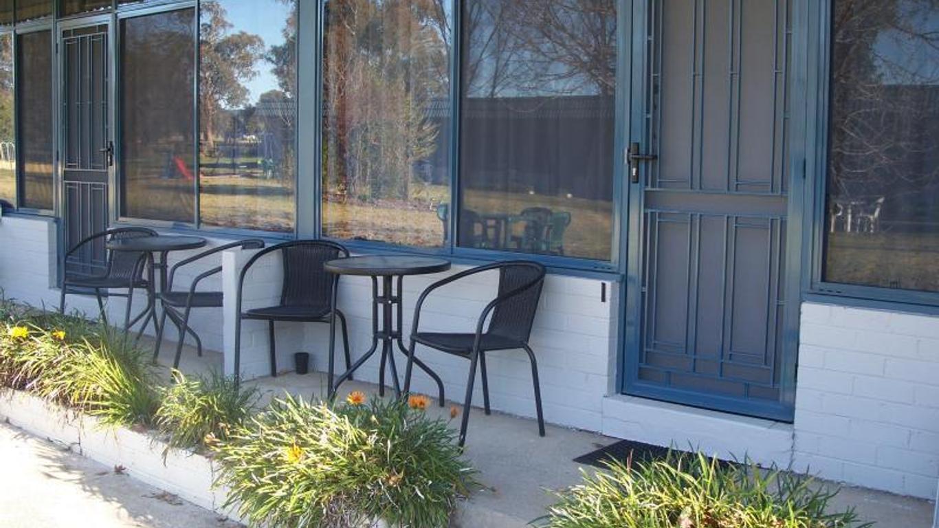 Holbrook Settlers Motel