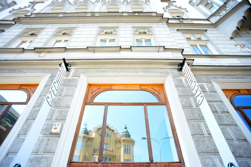 Gebäude