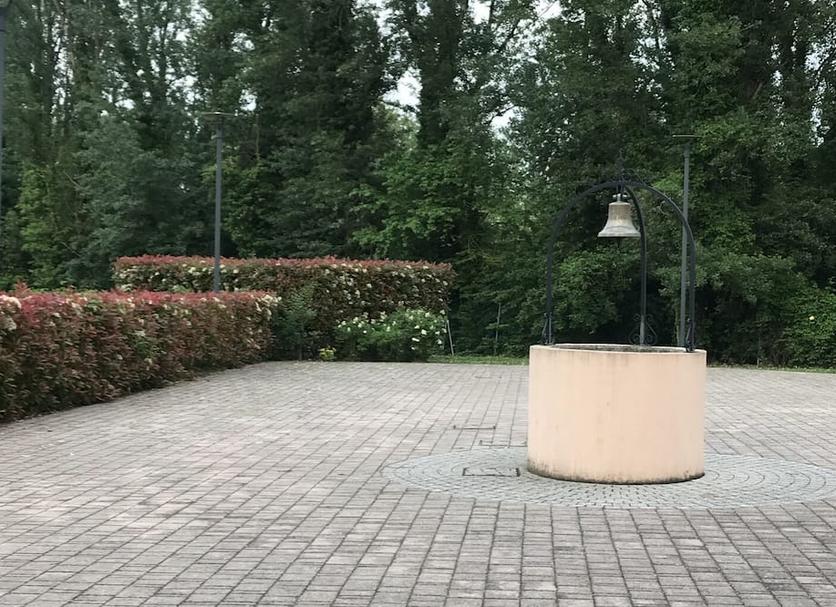 Außenansicht Foto