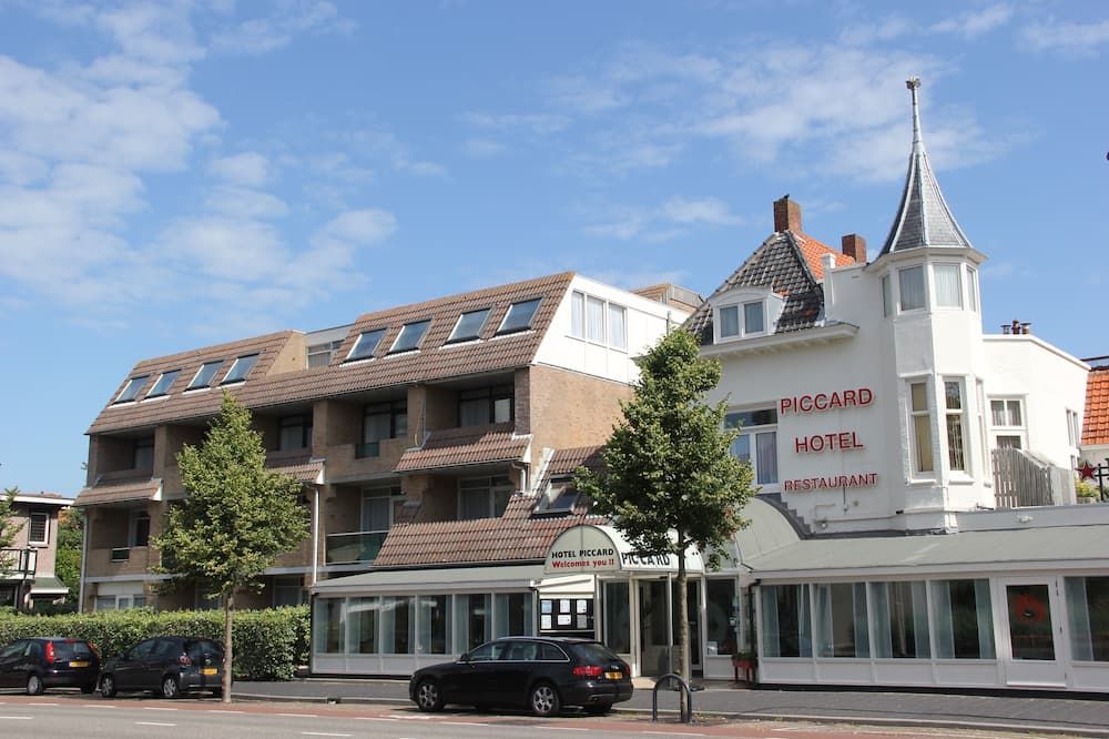 Gebäude