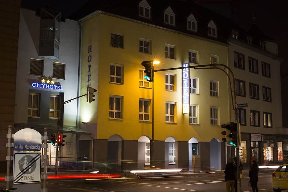 Gebäude