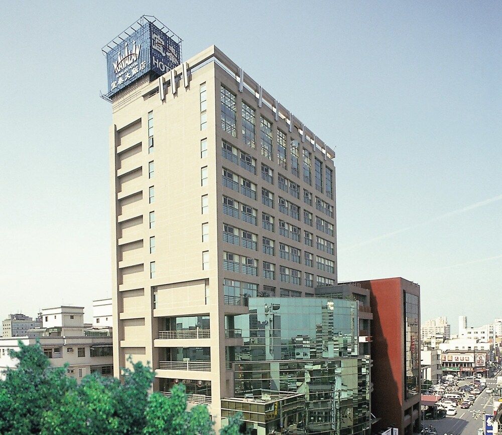 Gebäude