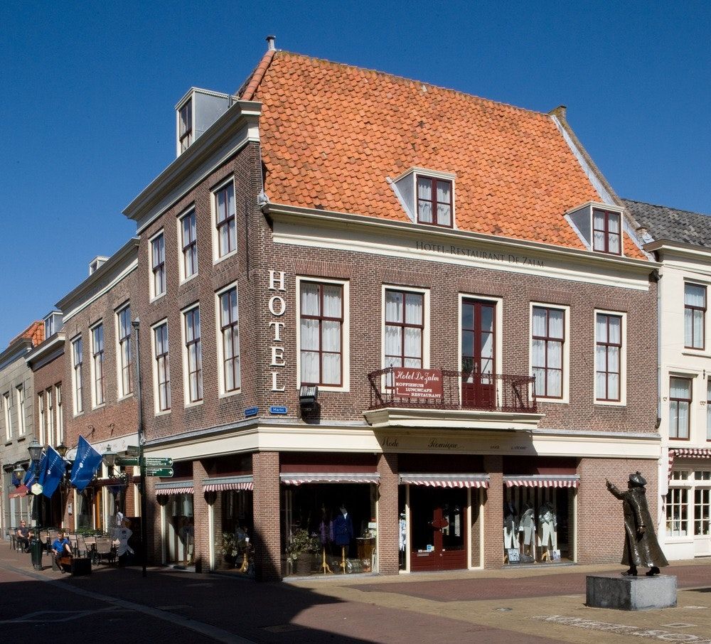 Gebäude