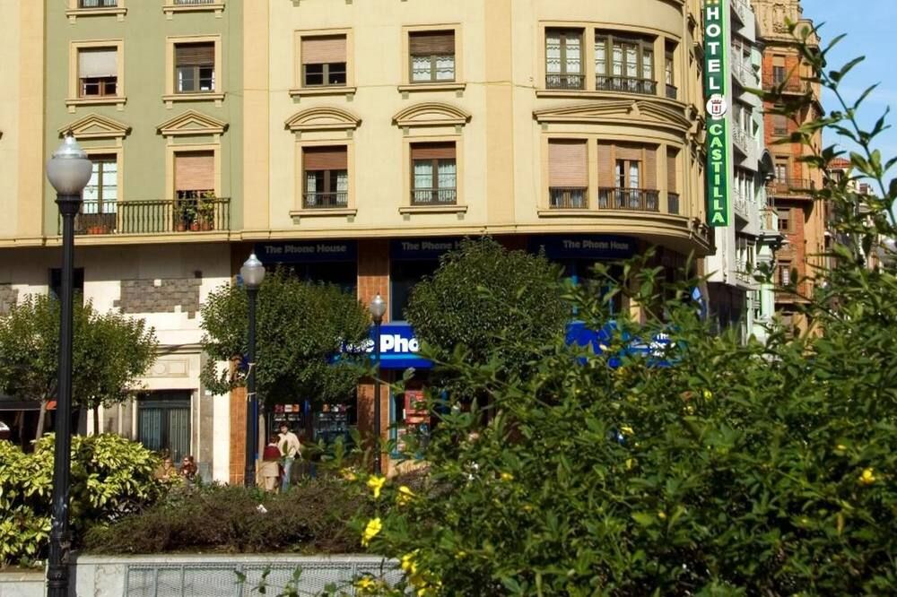 Gebäude