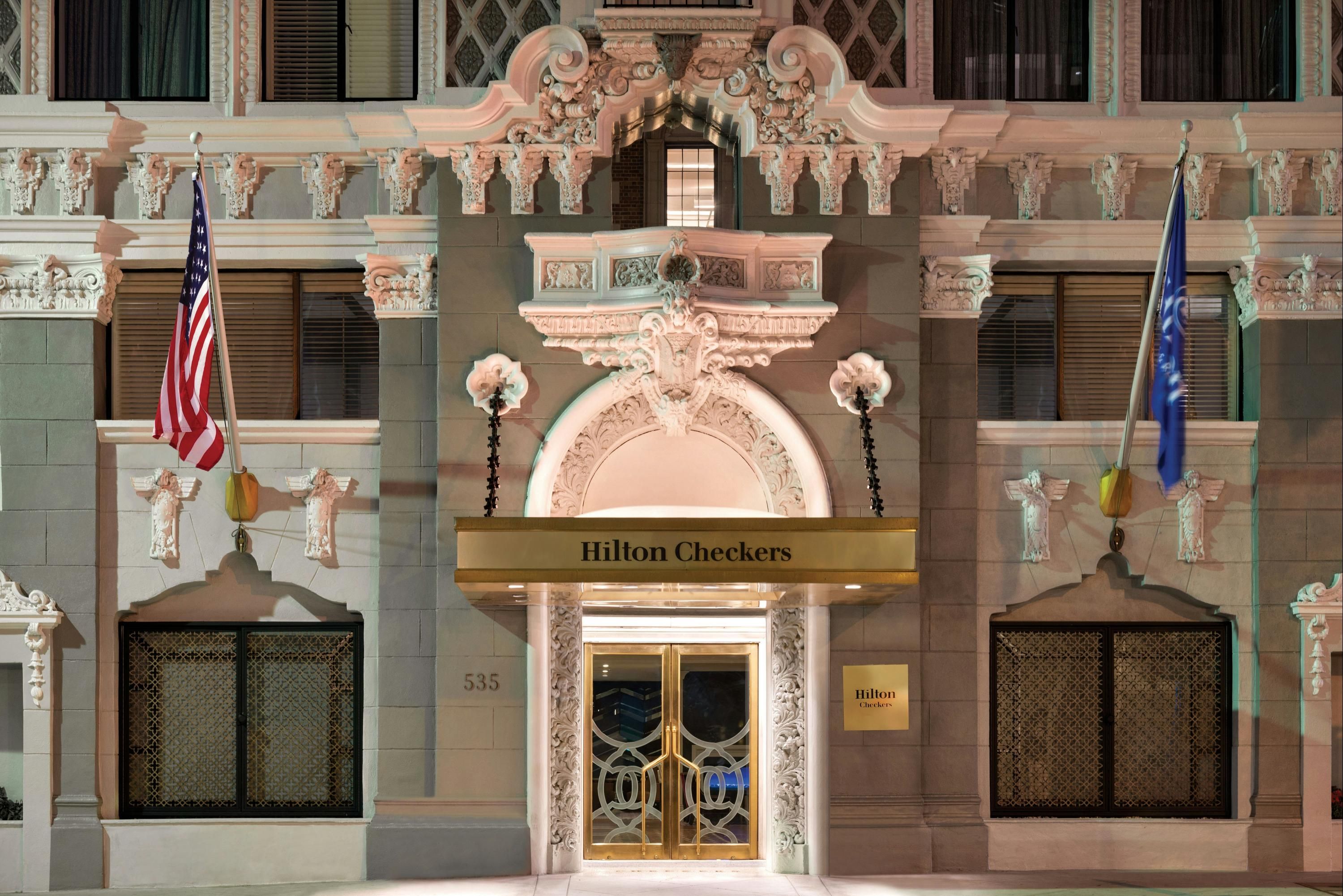 Gebäude